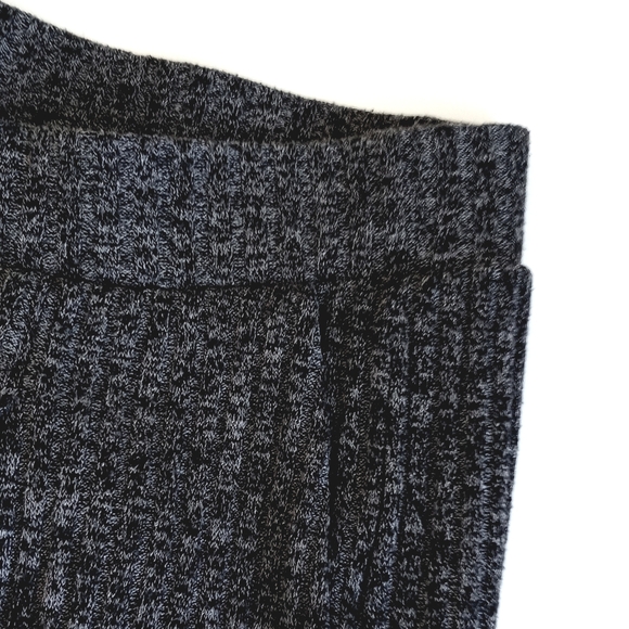 Banana Republic Women's Black White Heathered Knit Rayon Blend Wide Leg Pants XS - Picture 6 of 16
